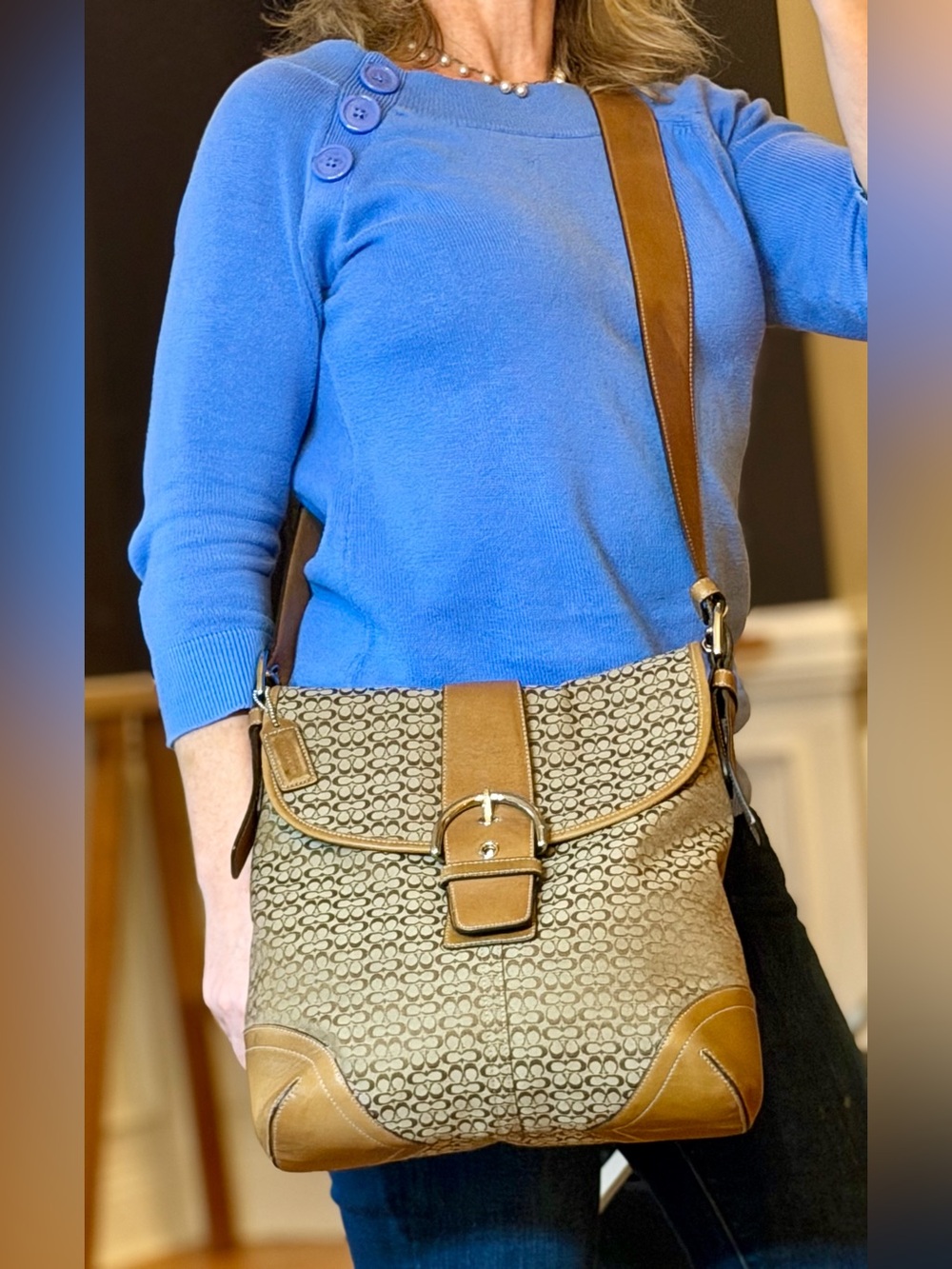 Coach Vintage Y2K 2003 Soho Signature Buckle Flap Hobo Bag Khaki/Tan